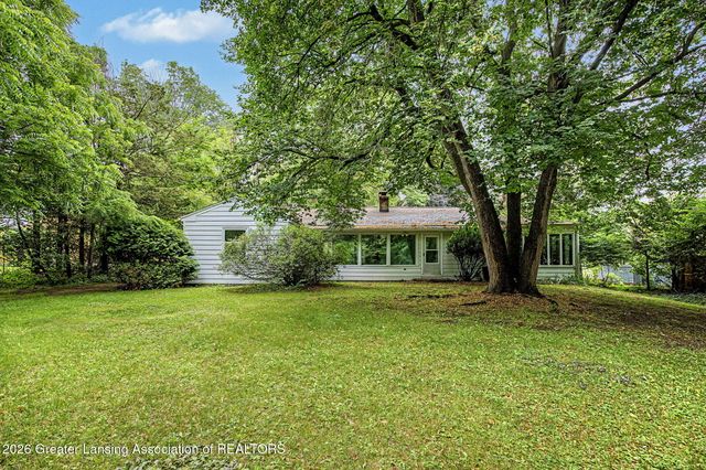 4531 Chippewa Drive, Okemos, MI 48864