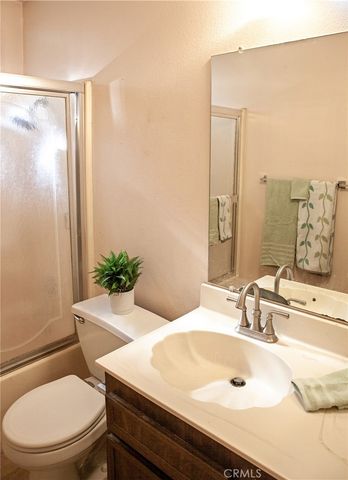 424 Tierra Baja Way, Hemet, CA 92545