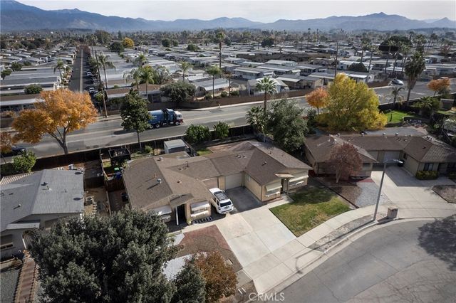 424 Tierra Baja Way, Hemet, CA 92545