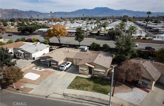 424 Tierra Baja Way, Hemet, CA 92545