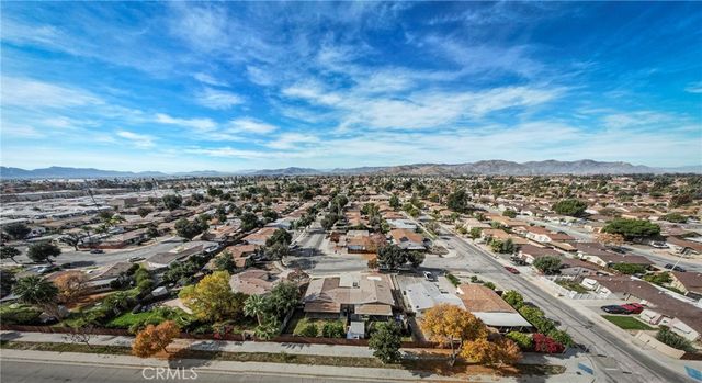 424 Tierra Baja Way, Hemet, CA 92545