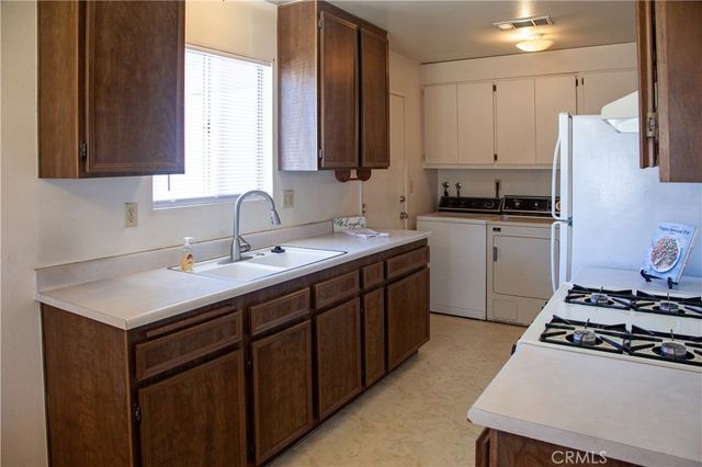 424 Tierra Baja Way, Hemet, CA 92545