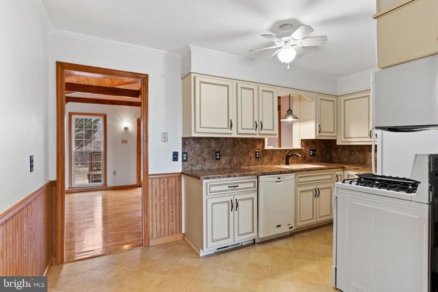 470 CRANES GAP ROAD, Carlisle, PA 17013