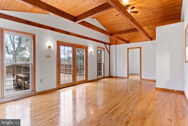 470 CRANES GAP ROAD, Carlisle, PA 17013