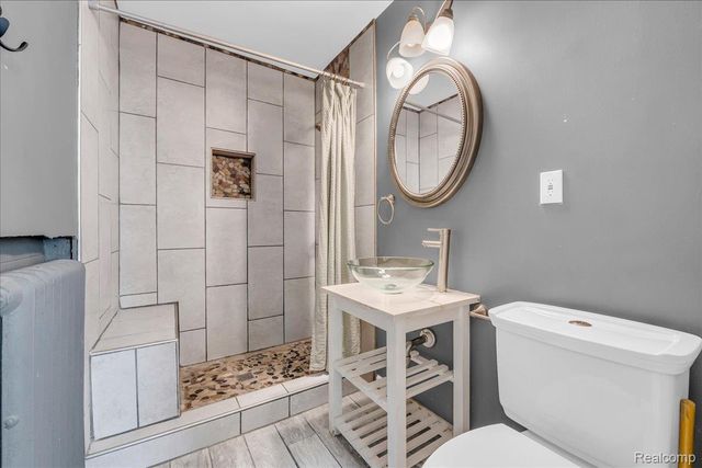 1265 25th Street, Detroit, MI 48216