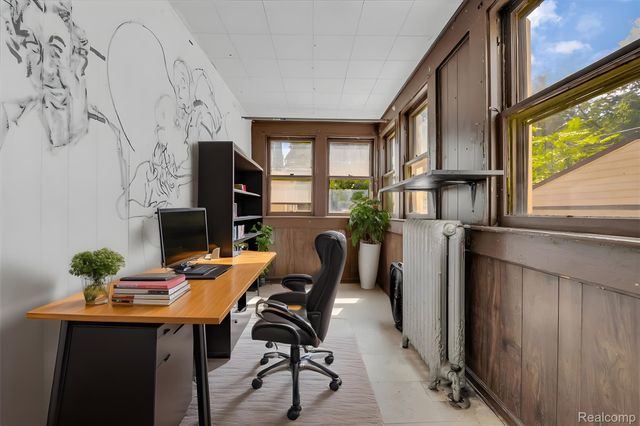 1265 25th Street, Detroit, MI 48216