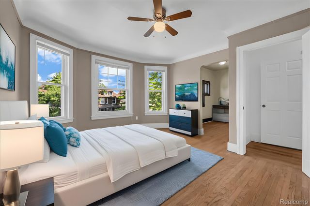 1265 25th Street, Detroit, MI 48216