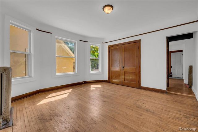 1265 25th Street, Detroit, MI 48216