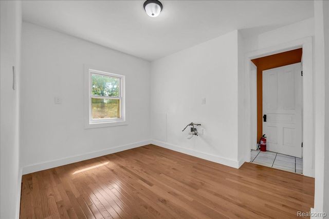 1265 25th Street, Detroit, MI 48216