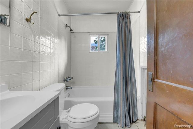 1265 25th Street, Detroit, MI 48216