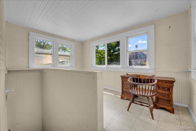 1265 25th Street, Detroit, MI 48216