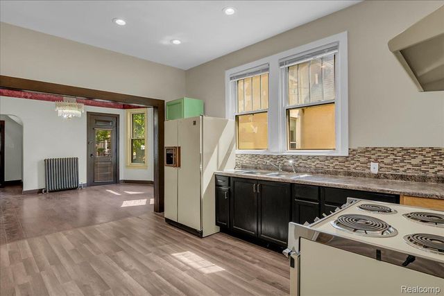 1265 25th Street, Detroit, MI 48216