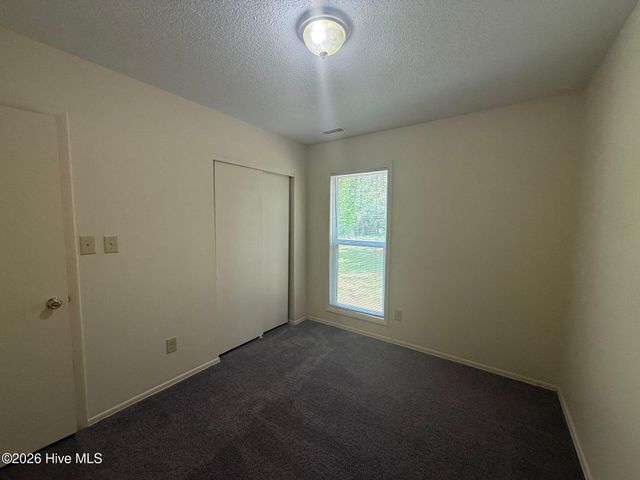 306 Pine Valley Road, Jacksonville, NC 28546