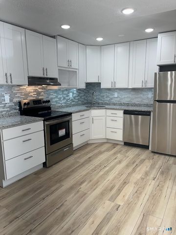 5 Brookside Lane, Woodstock, CT 06281