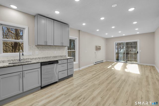 5 Brookside Lane, Woodstock, CT 06281