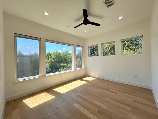 4010 Clawson RD 11, Austin, TX 78704