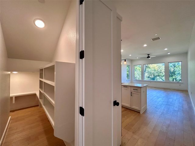 4010 Clawson RD 11, Austin, TX 78704