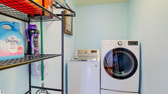 6702 Links Drive, Mt Pleasant, MI 48858