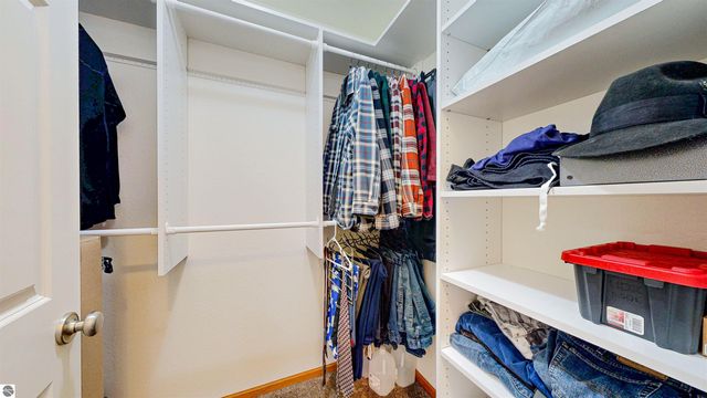 6702 Links Drive, Mt Pleasant, MI 48858