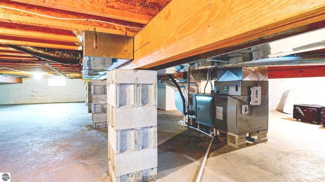 6702 Links Drive, Mt Pleasant, MI 48858