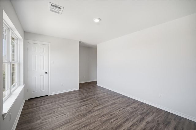 1022 Fairway Drive, La Porte, TX 77571