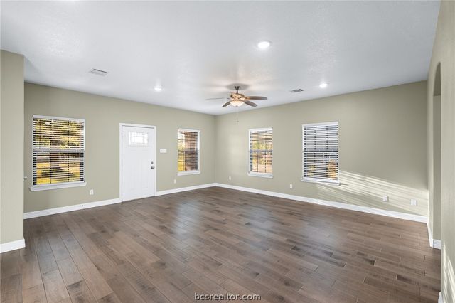 10269 Highway 90 N, Bedias, TX 77831