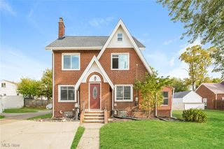1115 Colonial Boulevard NE, Canton, OH 44714