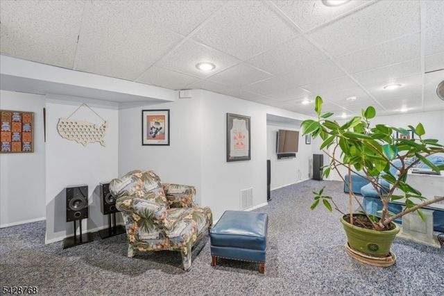 597 Foothill Rd, Bridgewater Twp., NJ 08807