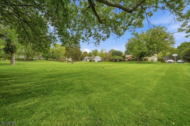 597 Foothill Rd, Bridgewater Twp., NJ 08807