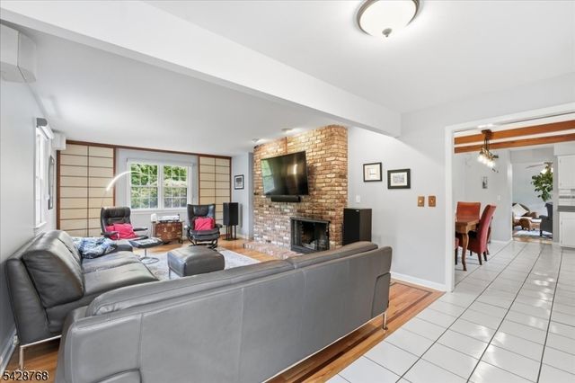 597 Foothill Rd, Bridgewater Twp., NJ 08807