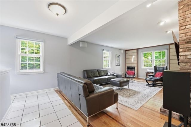 597 Foothill Rd, Bridgewater Twp., NJ 08807