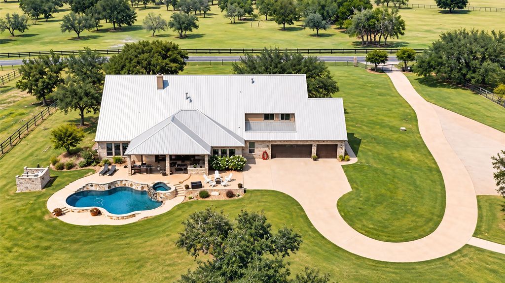 211 Silverado Drive, Weatherford, TX 76087 — photo 2