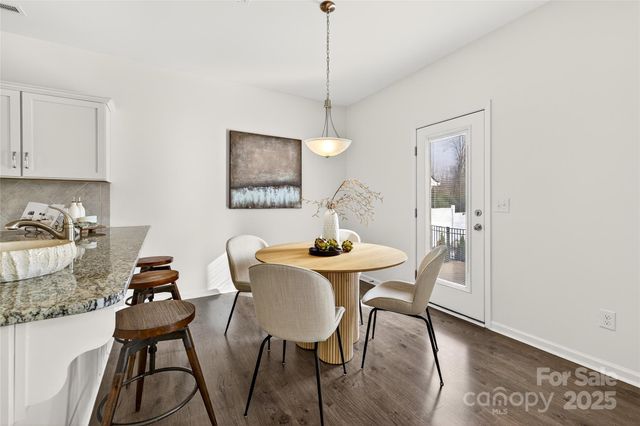 140 Canada Drive 2B, Statesville, NC 28166