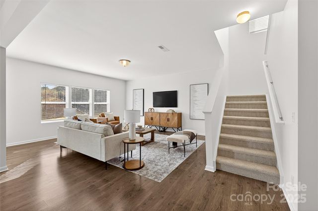 140 Canada Drive 2B, Statesville, NC 28166