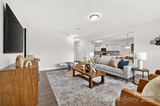 140 Canada Drive 2B, Statesville, NC 28166