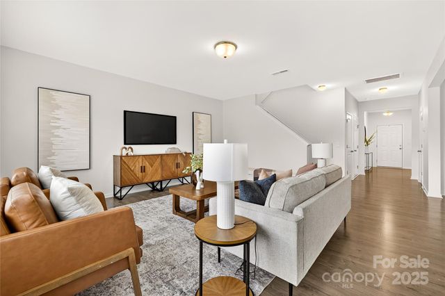 140 Canada Drive 2B, Statesville, NC 28166