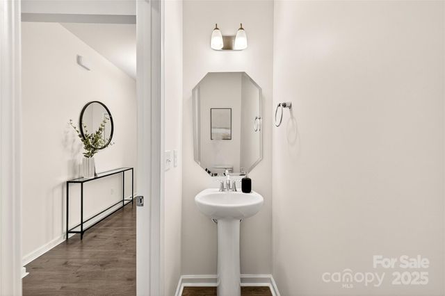 140 Canada Drive 2B, Statesville, NC 28166