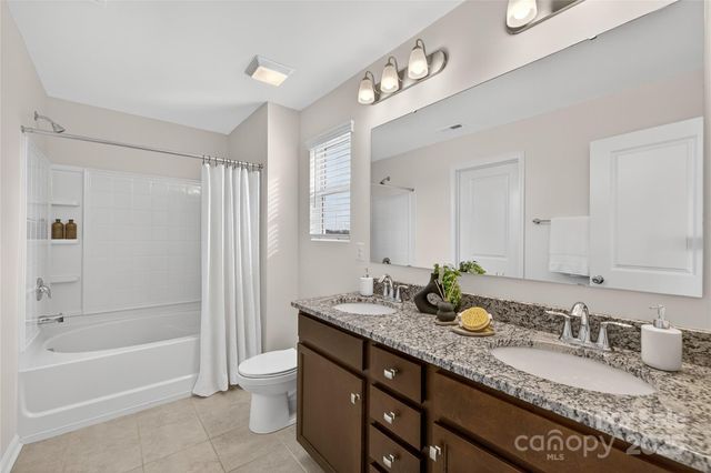 140 Canada Drive 2B, Statesville, NC 28166