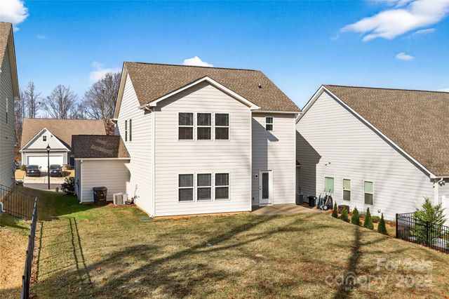 140 Canada Drive 2B, Statesville, NC 28166