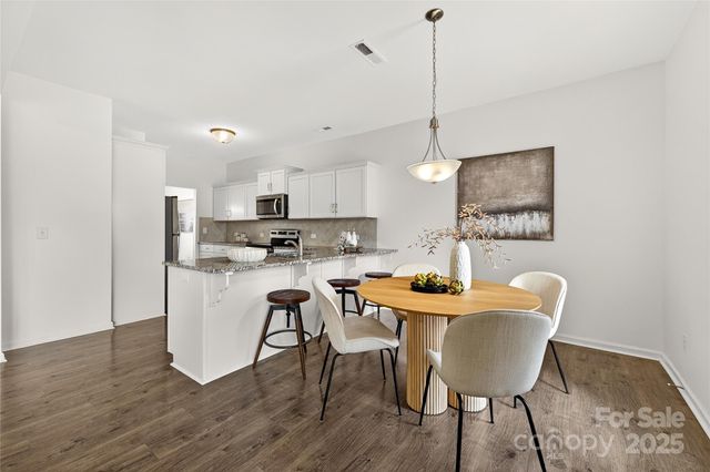 140 Canada Drive 2B, Statesville, NC 28166