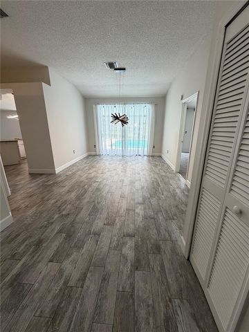 3221 OAKWOOD PLACE, Tarpon Springs, FL 34688