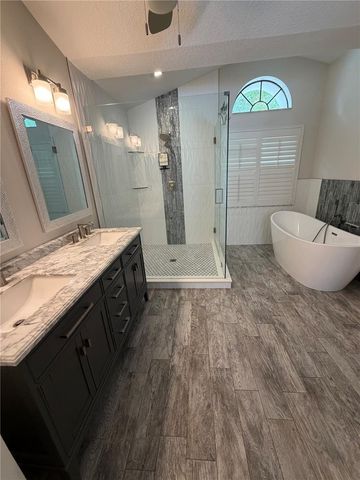 3221 OAKWOOD PLACE, Tarpon Springs, FL 34688