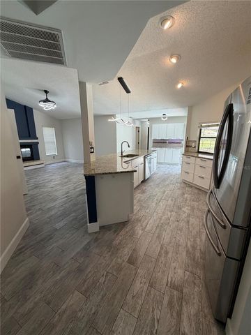 3221 OAKWOOD PLACE, Tarpon Springs, FL 34688