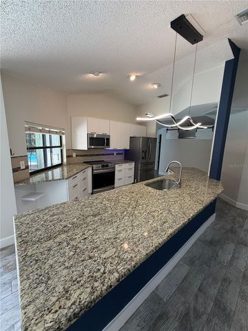3221 OAKWOOD PLACE, Tarpon Springs, FL 34688