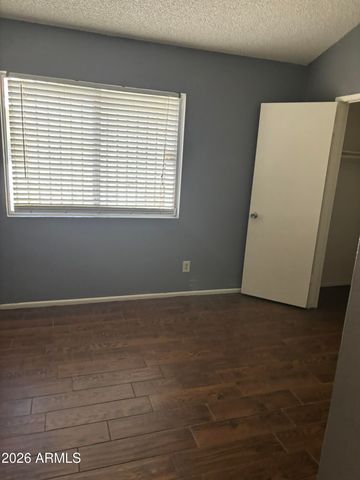 4856 W ROSE Lane, Glendale, AZ 85301