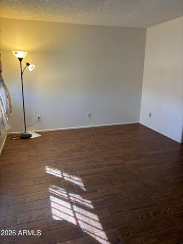 4856 W ROSE Lane, Glendale, AZ 85301