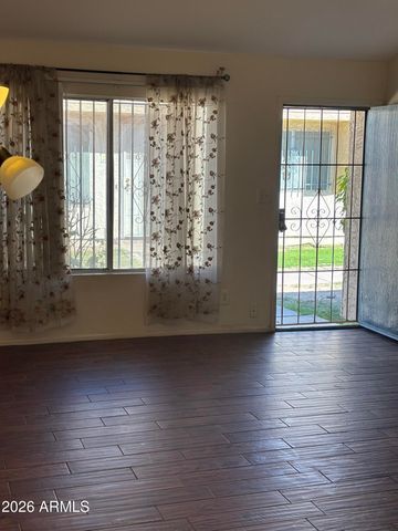 4856 W ROSE Lane, Glendale, AZ 85301