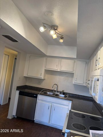 4856 W ROSE Lane, Glendale, AZ 85301