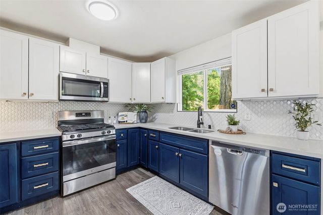 3834 S 19th Street, Tacoma, WA 98405