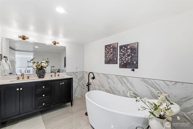 3834 S 19th Street, Tacoma, WA 98405